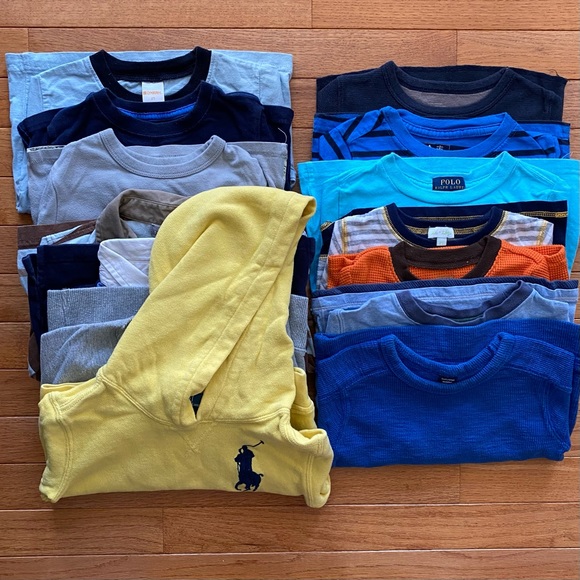 EUC Lot of Boys’ Winter/Spring Clothes, Size 2T, 35+ Items! Designer Brands! - Picture 6 of 7